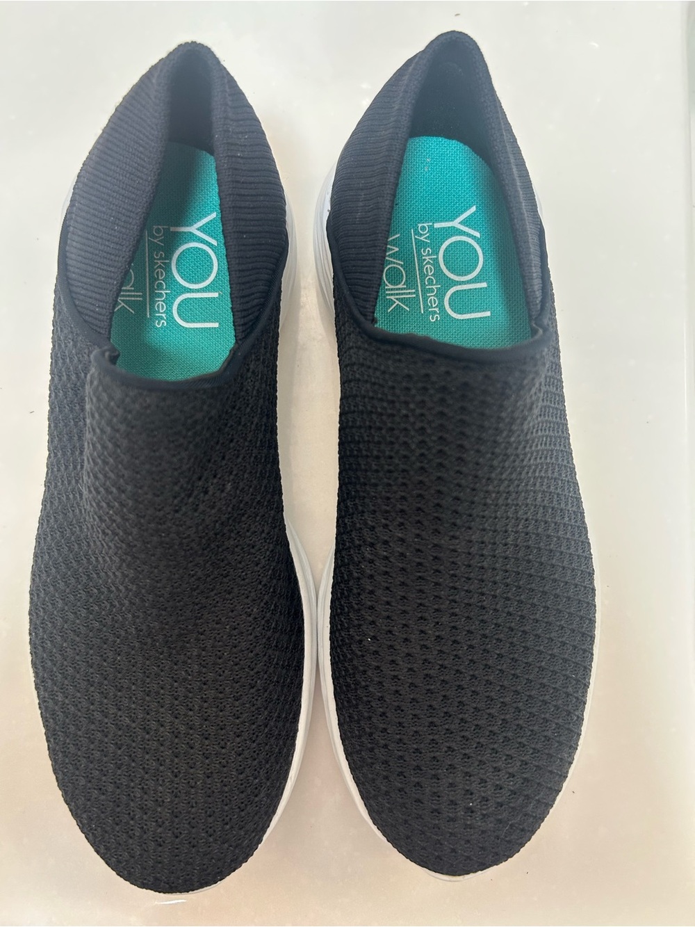 YOU by SKECHERS BLACK woven mesh SLIP ON SNEAkers. New? Size 6